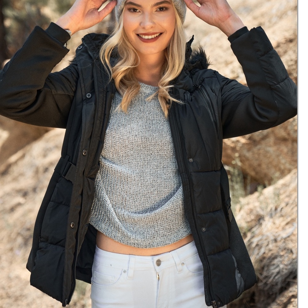 ONE LEFT⭐️ NEW Faux Fur Harness Buckle Belt Puffer Jacket - Picture 3 of 14